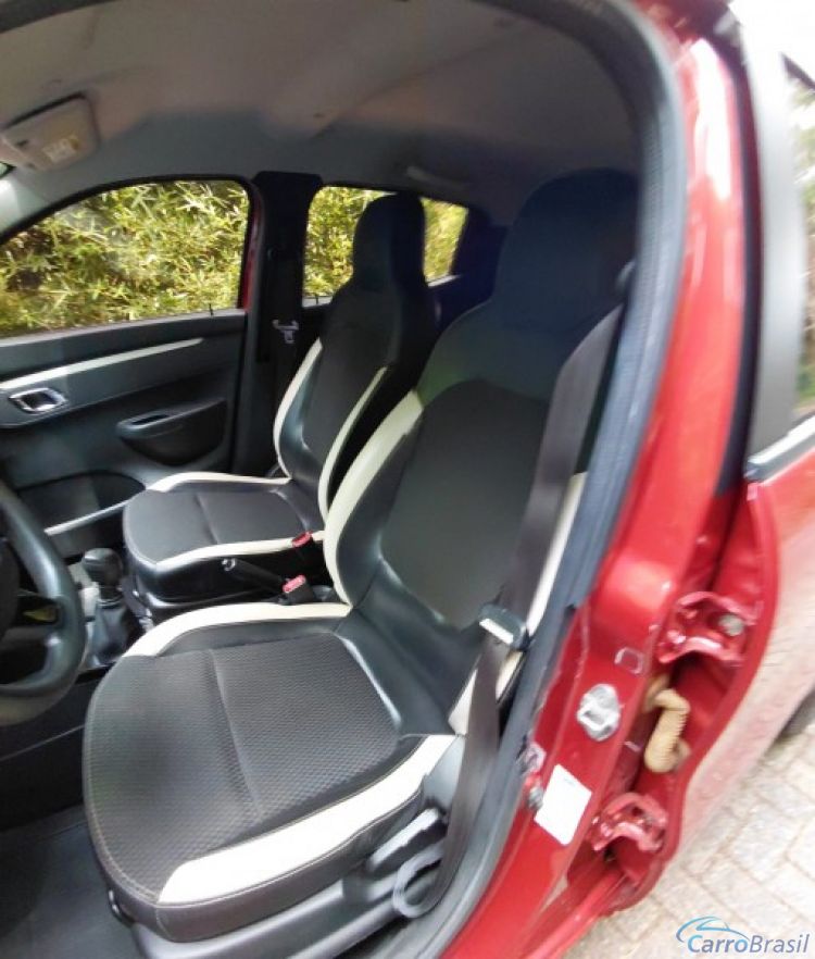 Veicar Multimarcas | Kwid 1.0 18/18 - foto 8