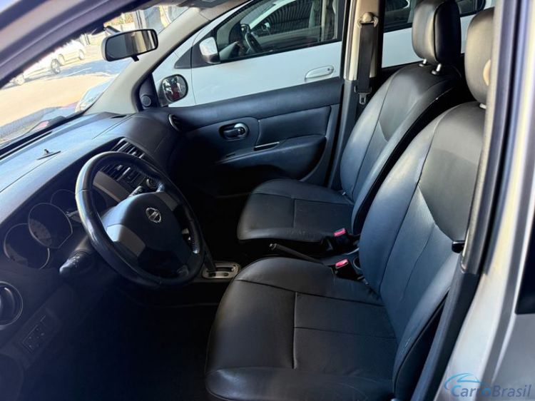 Unna Veículos | Grand Livina 7 Lugares 4P. 13/13 - foto 7