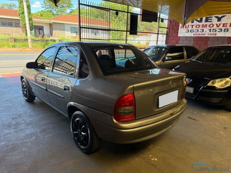 Ney Automóveis | Corsa Sedan 1.0 4P. 05/05 - foto 2