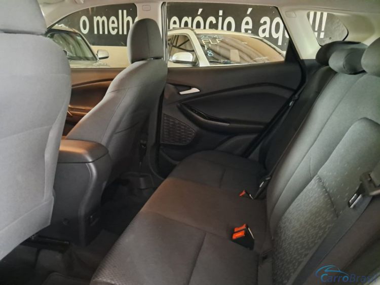 Ceará Autozero | Tracker Turbo 1.0 21/21 - foto 6