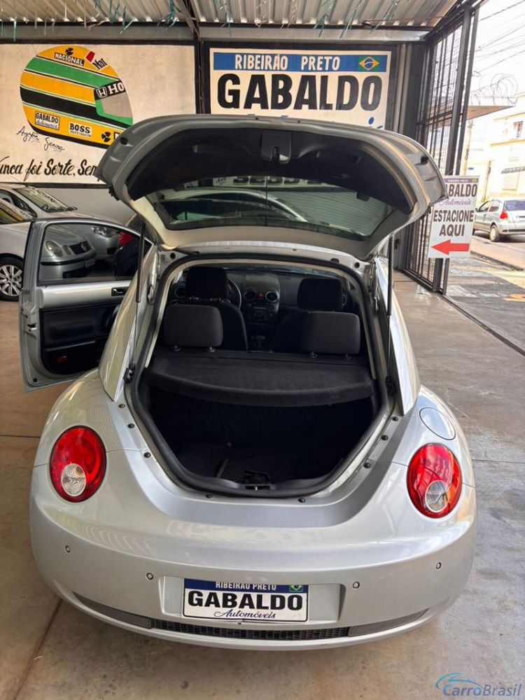 Gabaldo Veículos | New Beetle 2.0 2P. 09/09 - foto 10