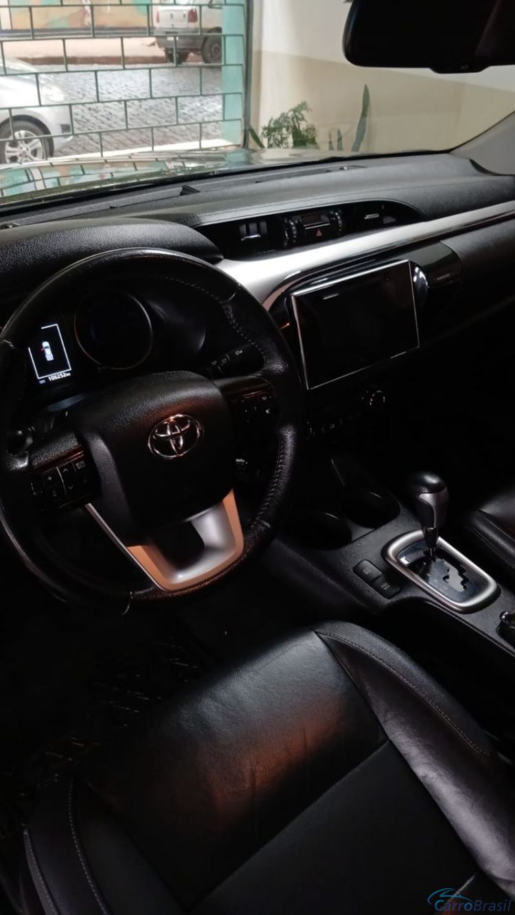 Victor Veículos | Hilux SRV 2.8 CD 4X4 Aut. 4P. 19/19 - foto 3