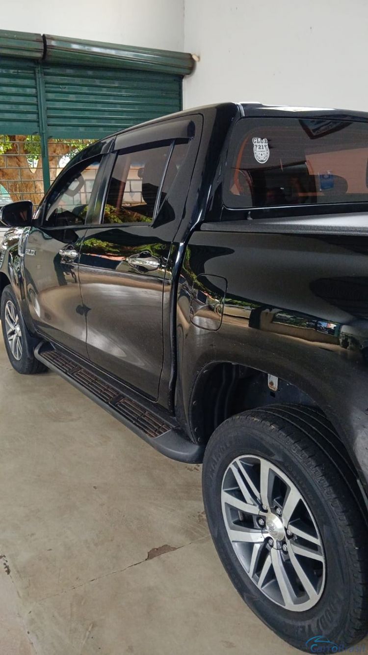 Victor Veículos | Hilux SRV 2.8 CD 4X4 Aut. 4P. 19/19 - foto 9