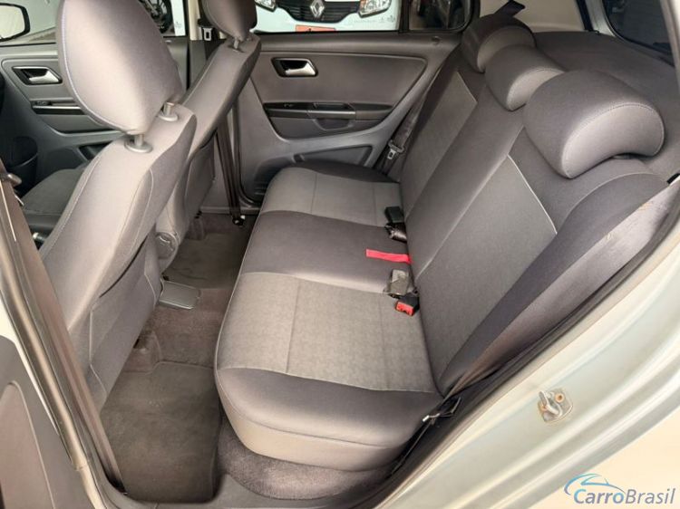 Alexandre Automoveis | Fox Comfortline 1.6 4P. 15/15 - foto 5