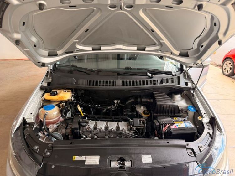 Alexandre Automoveis | Fox Comfortline 1.6 4P. 15/15 - foto 9