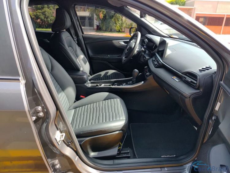 Tonin Automóveis | Fastback Aberth 1.3 Turbo Aut. 4P. 23/24 - foto 8