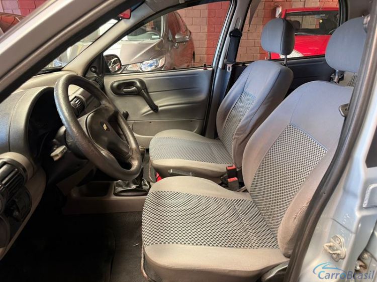 Ney Automóveis | Corsa Sedan Classic 1.0 LS 4P. 10/11 - foto 8