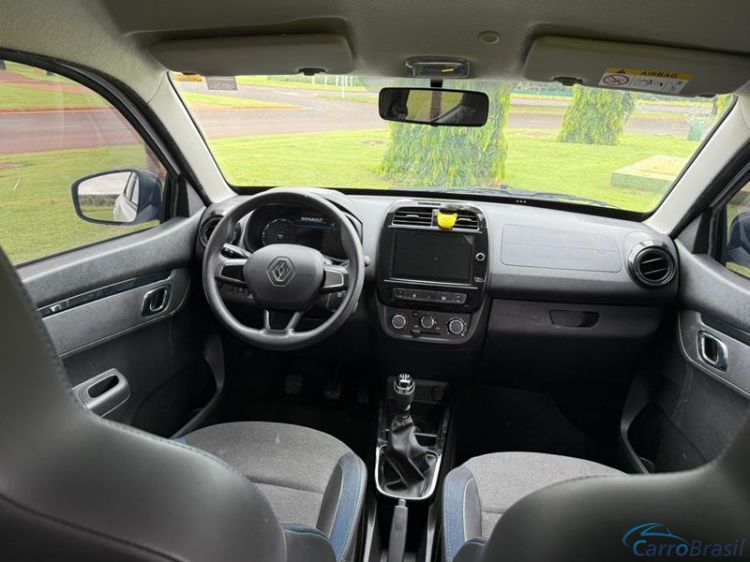 A&T Veículos RP | Kwid 1.0 4P. 25/25 - foto 3