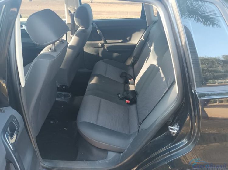 A&T Veículos RP | Polo Hatch 1.6 4P. 09/09 - foto 5