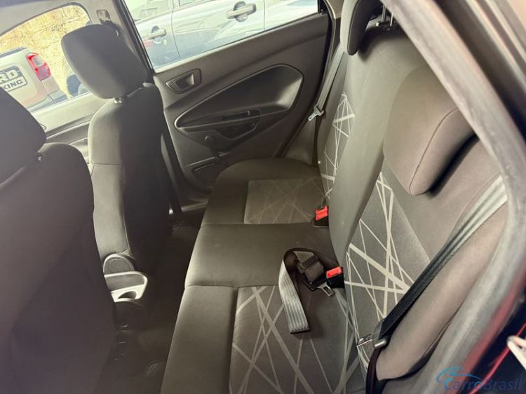 Meta Veículos | Fiesta Hatch New FIESTA 15 S U. Dono 14/14 - foto 5