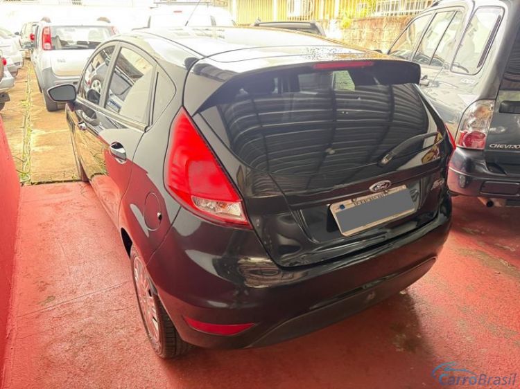 Meta Veículos | Fiesta Hatch New FIESTA 15 S U. Dono 14/14 - foto 2