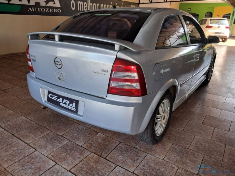 Ceará Autozero | Astra Hatch Elegance 04/05 - foto 9