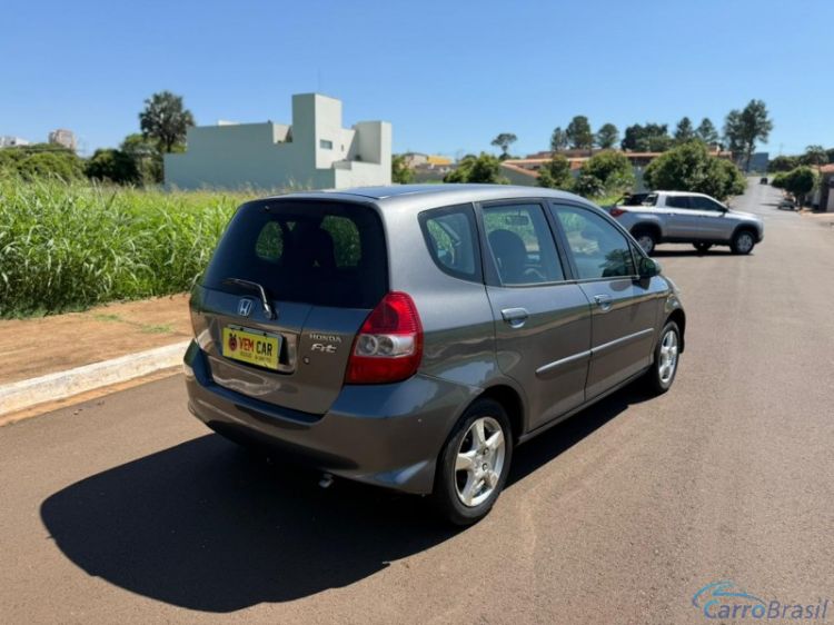 Vem Car Veículos | Fit LX 1.4 FLEX COMPLETO 08/08 - foto 4