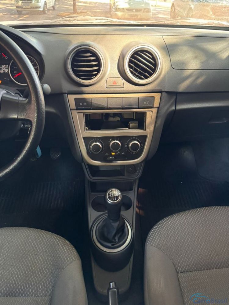 Unna Veículos | Voyage 1.0 4P. 10/11 - foto 3