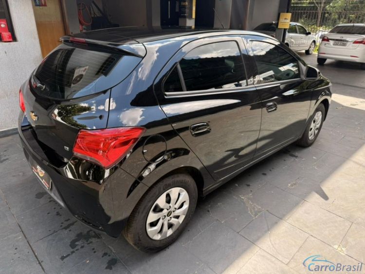 Paulinho Veículos | Onix 1.0 LT 18/18 - foto 6