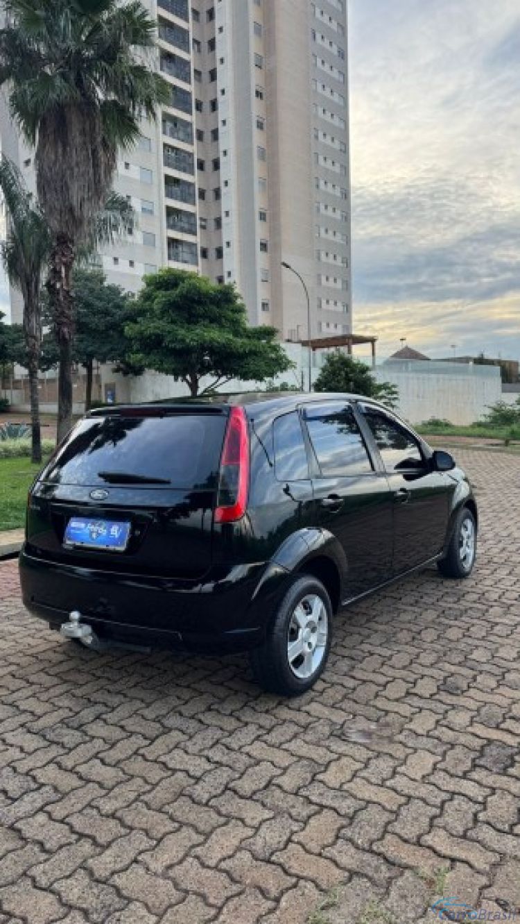 Veicar Multimarcas | Fiesta Hatch 1.0 Se 14/14 - foto 4