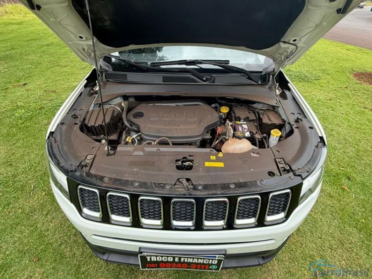 A&T Veículos RP | Compass Longitude 2.0 4X2 16V Aut. 4P. 17/17 - foto 8