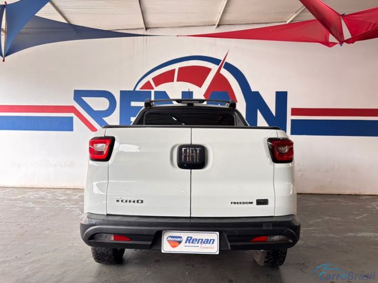 Renan Veículos | Toro Freedom T270 4X2 1.3 Turbe Aut. 4P. 21/22 - foto 6