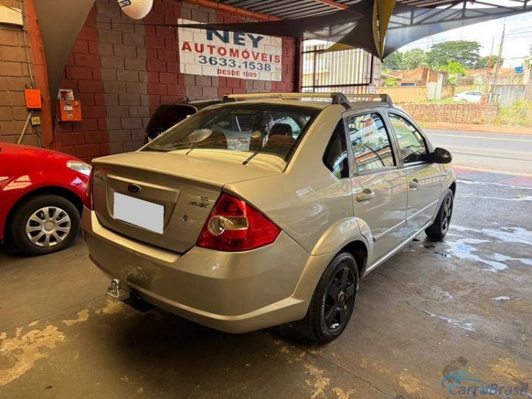 Ney Automóveis | Fiesta Sedan 1.6 4P. 08/08 - foto 6