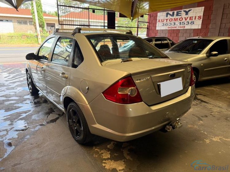 Ney Automóveis | Fiesta Sedan 1.6 4P. 08/08 - foto 2