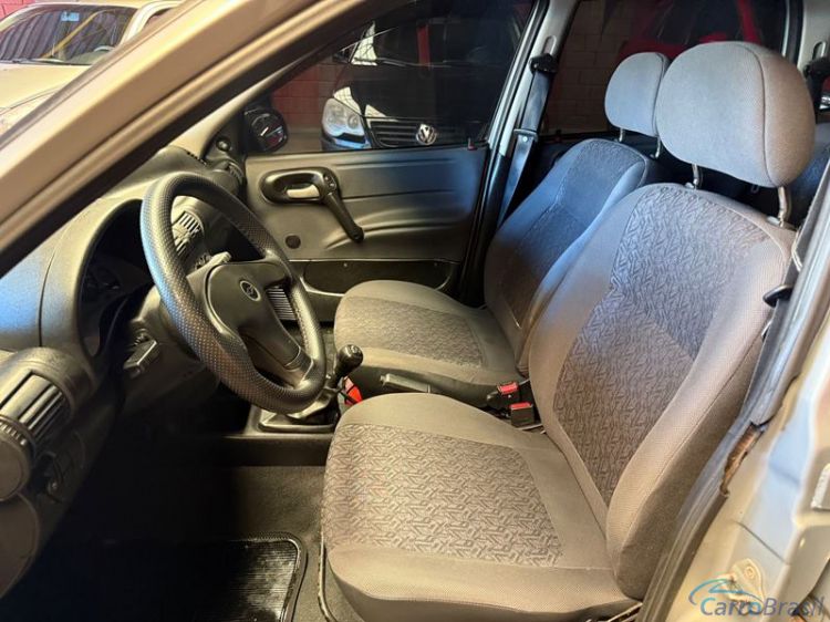 Ney Automóveis | Corsa Sedan 1.0 4P. 04/04 - foto 9