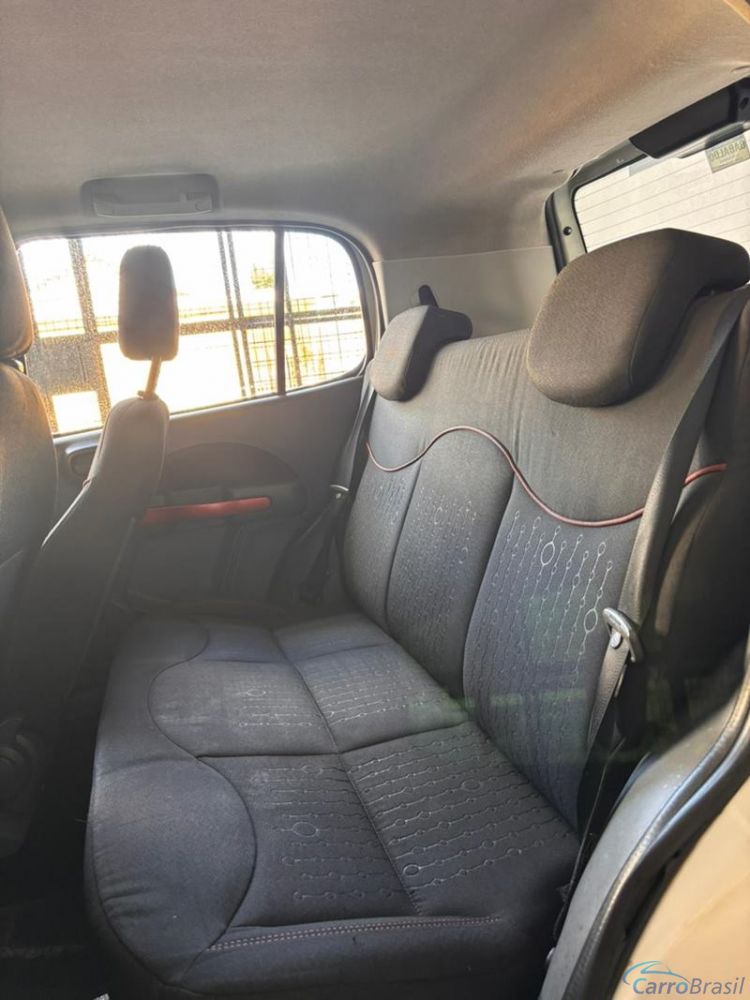 Gabaldo Veículos | Uno Sporting 1.4 4P. 13/13 - foto 5