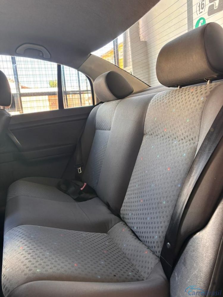 Gabaldo Veículos | Polo Sedan 1.6 4P. 04/04 - foto 5