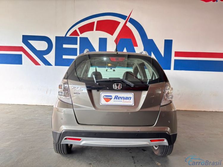 Renan Veículos | Fit Twist 1.6 16V Aut. 4P. 12/13 - foto 6
