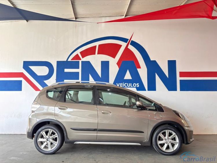 Renan Veículos | Fit Twist 1.6 16V Aut. 4P. 12/13 - foto 7