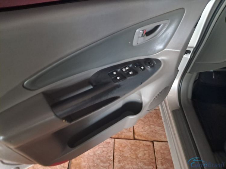 Ceará Autozero | Tucson GL 2.0 06/06 - foto 4