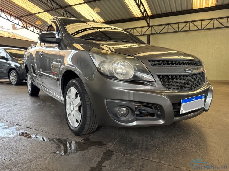 Avenida Veículos | Montana Sport 1.4 13/13 - foto 8