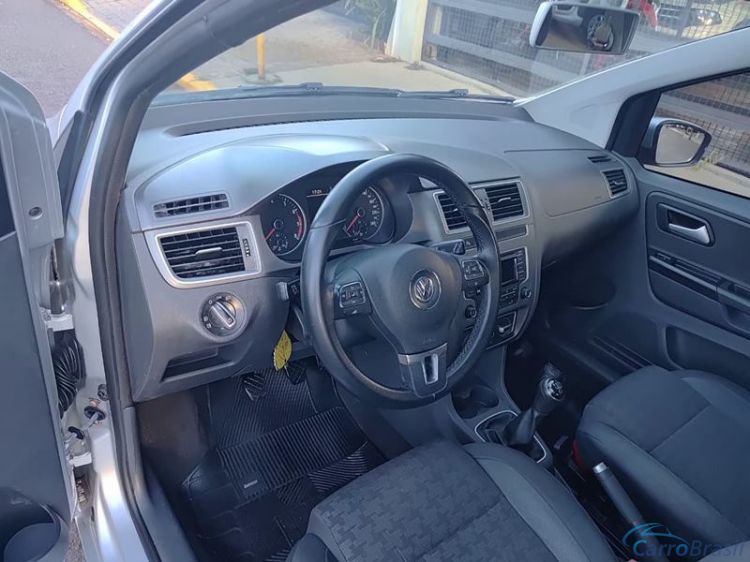 Tonin Automóveis | Fox Confortline 1.6 MSI 4P. 15/15 - foto 10