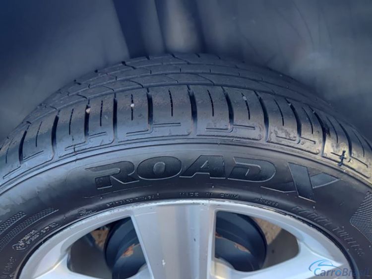 Tonin Automóveis | Fox Confortline 1.6 MSI 4P. 15/15 - foto 8