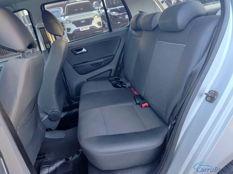 Tonin Automóveis | Fox Confortline 1.6 MSI 4P. 15/15 - foto 5