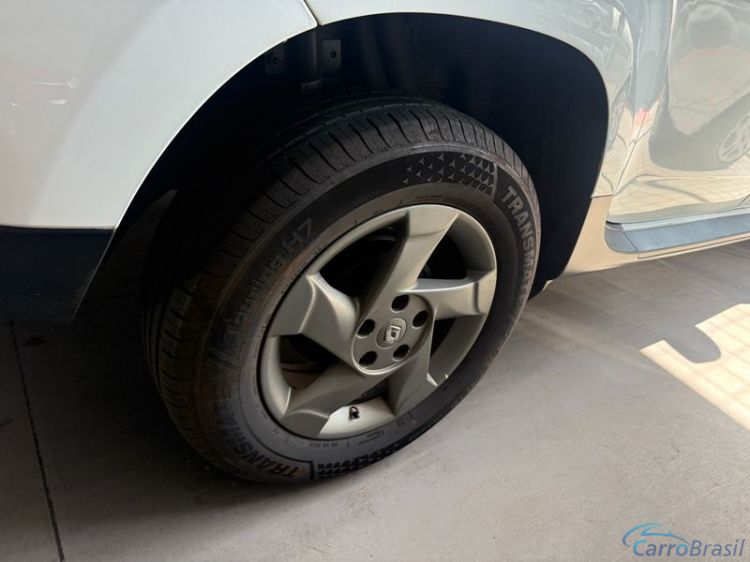 Unna Veículos | Duster 2.0 Dakar 4P. 15/15 - foto 8