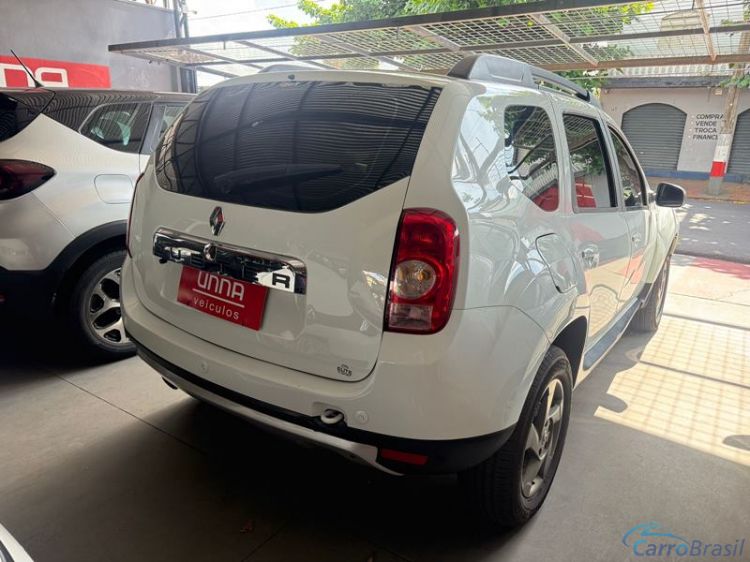 Unna Veículos | Duster 2.0 Dakar 4P. 15/15 - foto 6