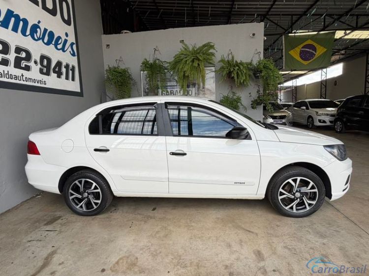 Gabaldo Veículos | Voyage 1.0L MC4 4P. 22/22 - foto 7