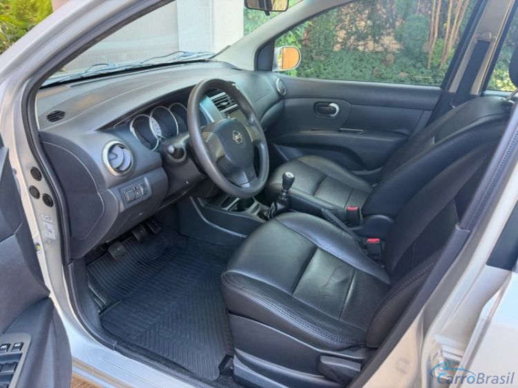 Triauto Veículos | Grand Livina Grand Livina 1.8 flex - 7 lugares - câmbio manual 13/14 - foto 6