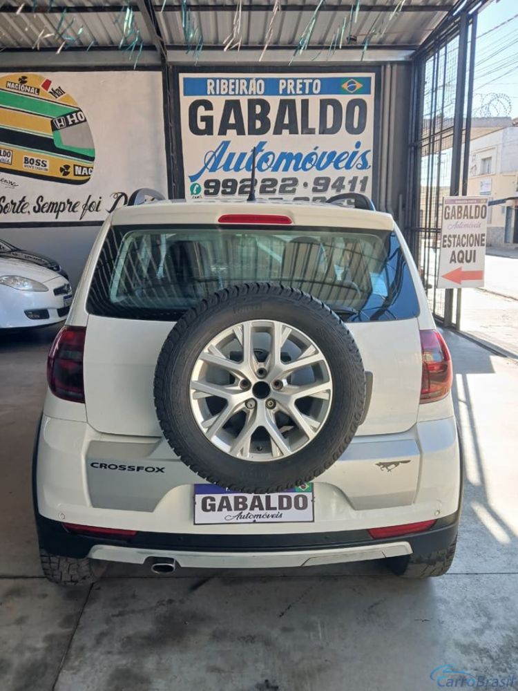 Gabaldo Veículos | CrossFox 1.6 4P. 14/14 - foto 6