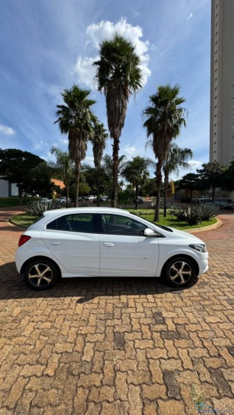 Veicar Multimarcas | Onix Onix LTZ 1.4 Mt 19/19 - foto 9