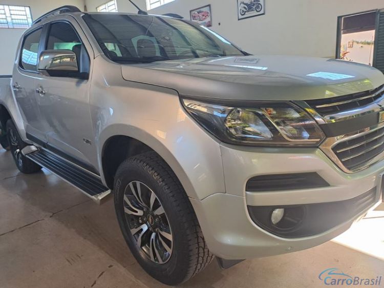 Victor Veículos | S-10 LTZ 4X2 Aut. 4P. 17/18 - foto 7