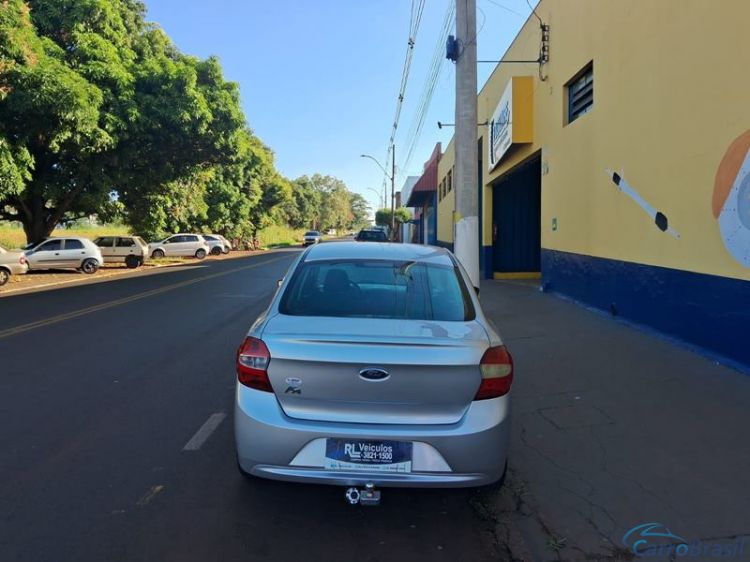 R.L. Veículos | Ka Sedan 1.5 Sigma SE 4P. 15/15 - foto 6