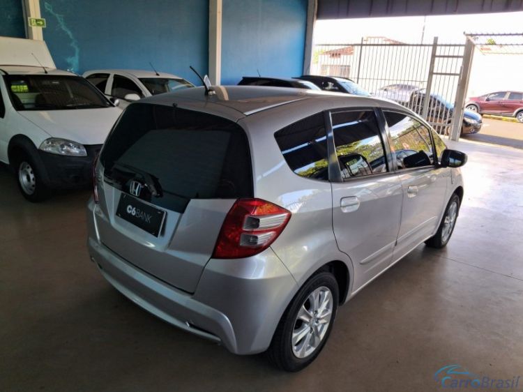 Lud-Car Veículos | Fit 1.4 LX AUTOMÁTICO 13/14 - foto 6