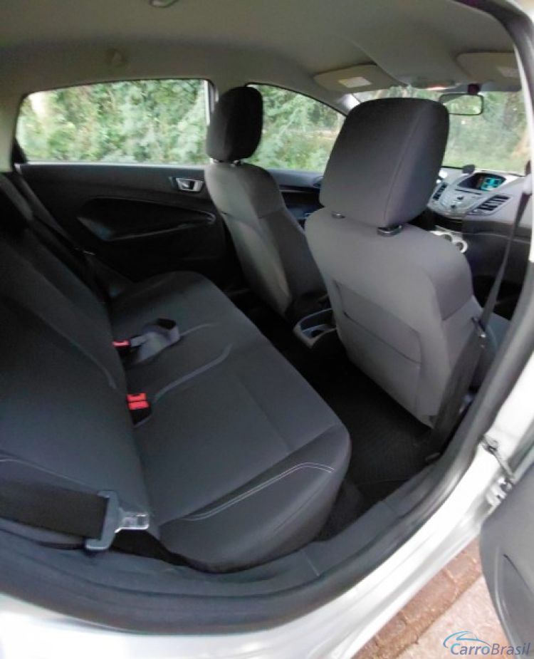 Veicar Multimarcas | Fiesta Hatch NEW FIESTA 1.6 FLEX S.E AUTOMATICO 14/14 - foto 7