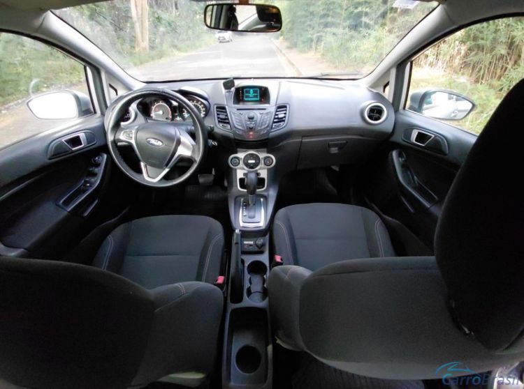 Veicar Multimarcas | Fiesta Hatch NEW FIESTA 1.6 FLEX S.E AUTOMATICO 14/14 - foto 10