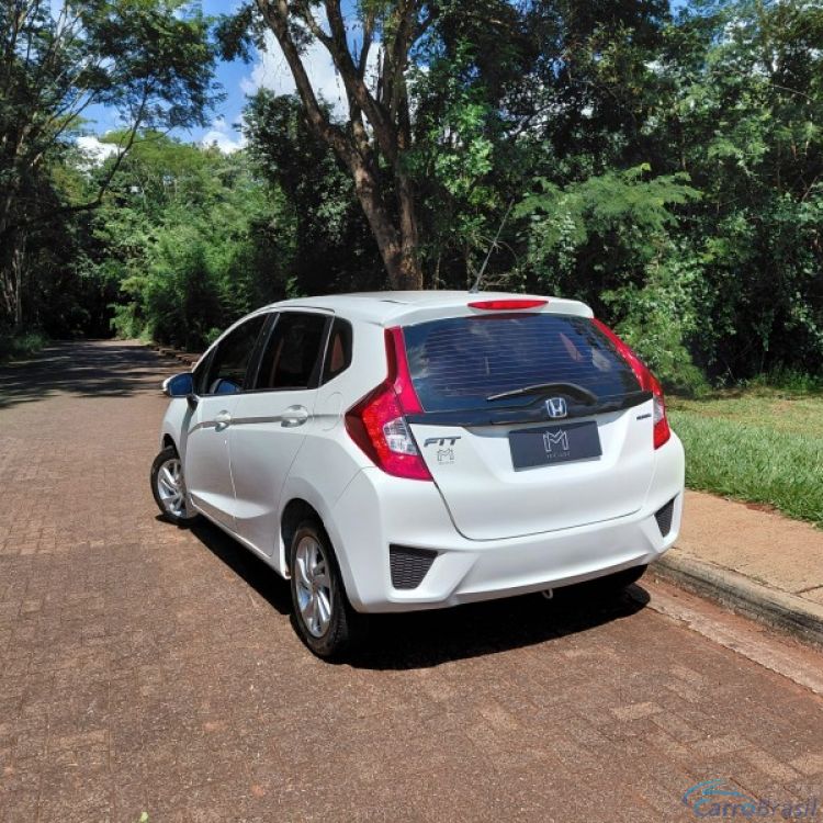 Veicar Multimarcas | Fit 1.5 Completo Manual 15/15 - foto 3