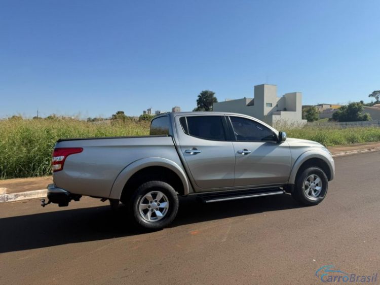 Vem Car Veículos | L-200 TRITON SPORT HPE DIESEL 4X4 AUTOMATICO 18/18 - foto 6