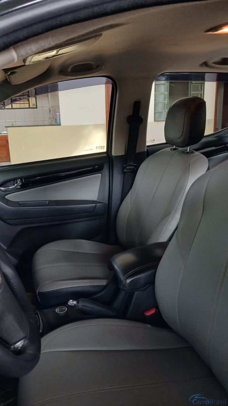 Victor Veículos | S-10 LTZ 2.8 4X4 Aut. 4P. 15/16 - foto 8