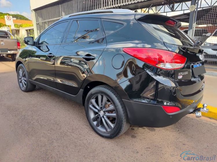 Tonin Automóveis | IX 35 GLS 2.0 16V 2WD AUT FLEX 13/14 - foto 2