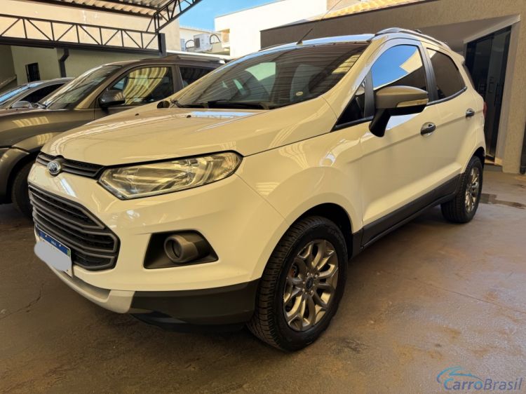Avenida Veículos | EcoSport Freestyle 1.6 15/15 - foto 6